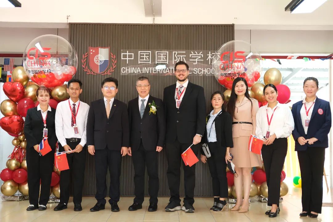 曼谷华文国际学校|中泰建交50周年中国现代化基础教育课程在泰国结出硕果